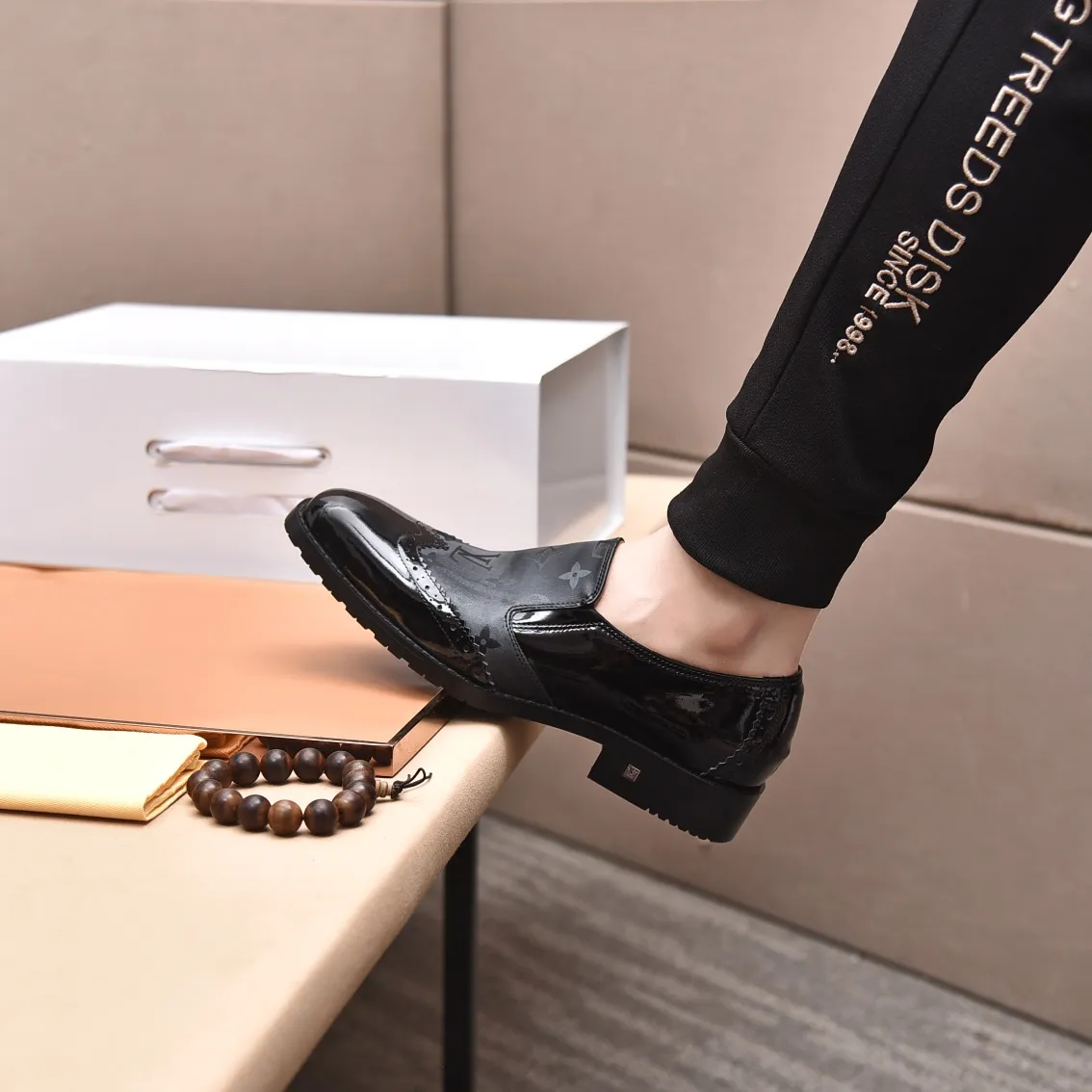 Men's shoes💰480📛📛【LOUIS VUITTON】(Quan Niu Li) Louis Vuitton 2023 official website synchronized new products👟Milan fashion catwalk style🇰🇾🇰🇾LV family logo, celebrity style, a must-have for fashionistas⚠️First layer calfskin➕cowhide lining➕Official website original version special outsole👞Number 38-44